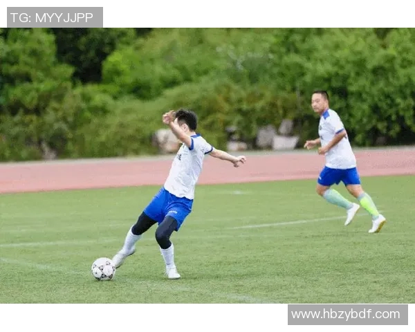 实时比分直播足球赛事动态尽在掌握精彩瞬间不容错过